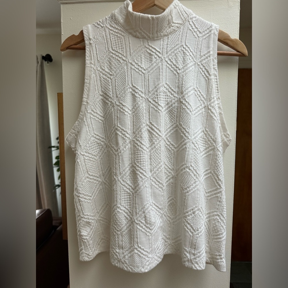 Anthropologie Geometric Pattern Textured Top M